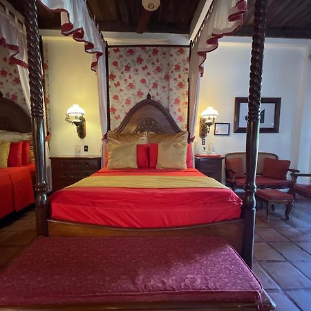 Tropicana Castle Dive Resort Powered By Cocotel Puerto Galera Phòng bức ảnh
